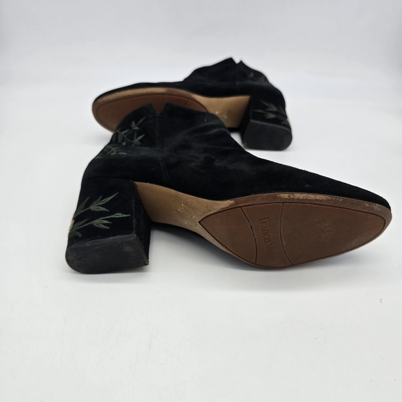 Franco Sarto Olympia Black Suede Embroidered Ankle Boots Booties Women's 8.5M - Picture 5 of 7